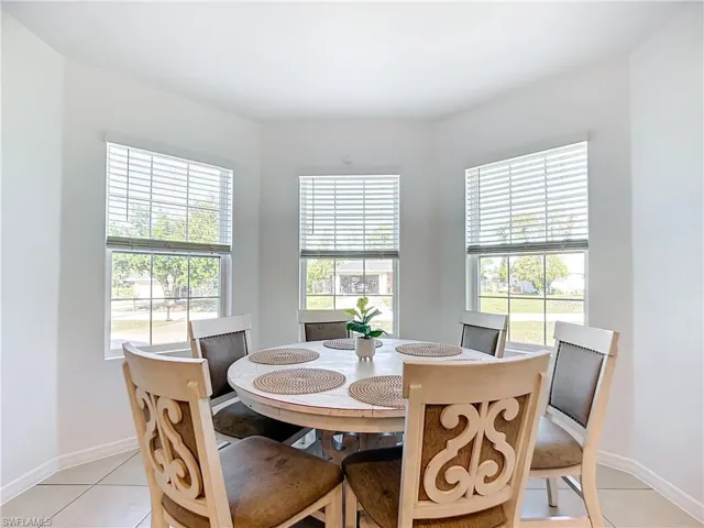 17541  Phlox  DR, Fort Myers, FL 33967