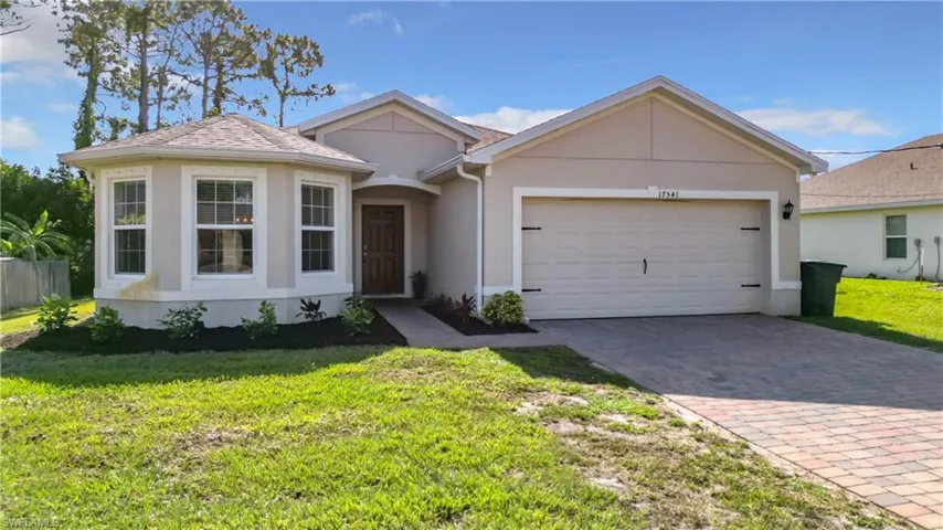 17541  Phlox  DR, Fort Myers, FL 33967