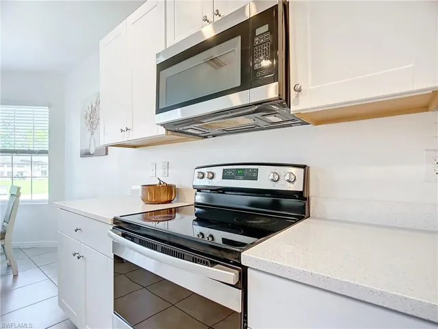 17541  Phlox  DR, Fort Myers, FL 33967