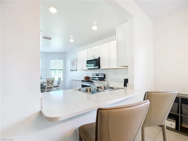 17541  Phlox  DR, Fort Myers, FL 33967