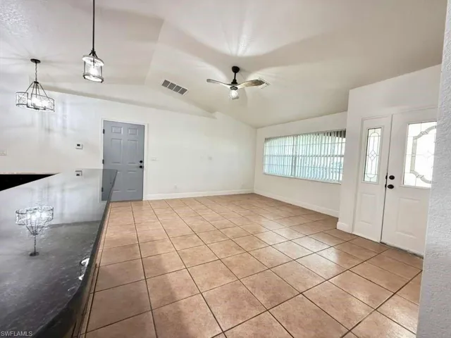 2712 Sw 2nd Ave, Cape Coral, Florida 33914