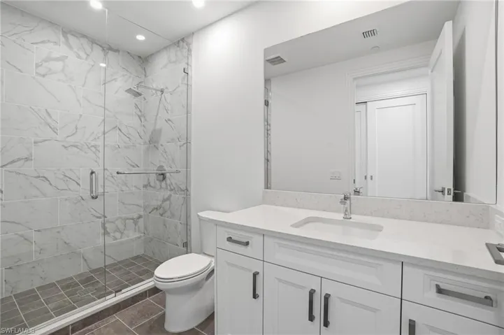 4810 Pelican Colony 1004, Bonita Springs, Florida 34134