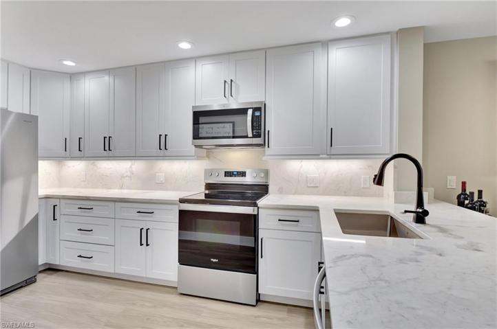 28606  Alessandria  CIR, Bonita Springs, FL 34135