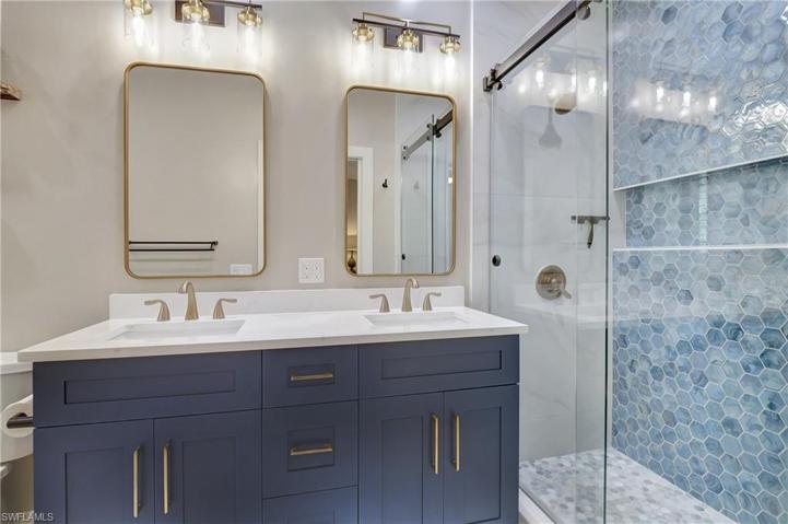 28606  Alessandria  CIR, Bonita Springs, FL 34135