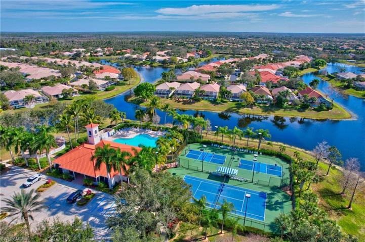 28606  Alessandria  CIR, Bonita Springs, FL 34135