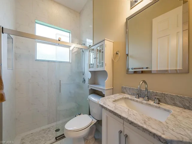 2nd bathroom