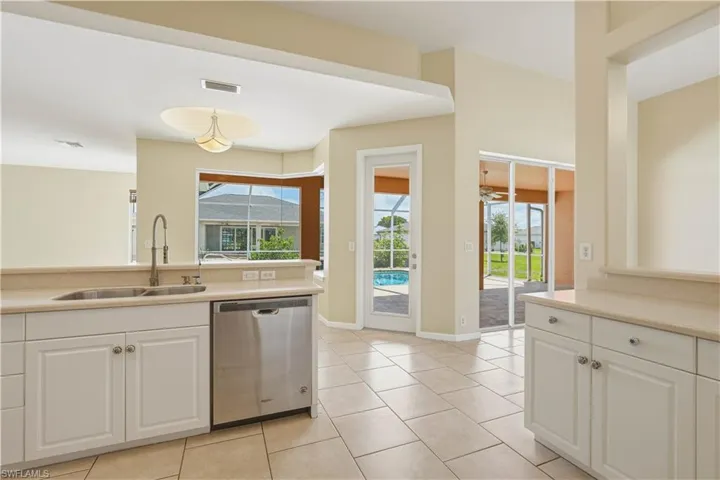 3079 NW 4th  PL, Cape Coral, FL 33993