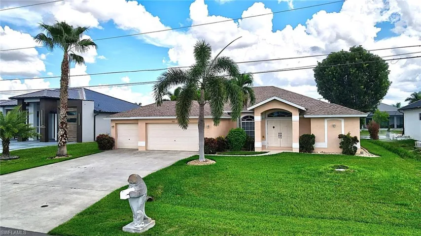 3841 Sw 17th Pl, Cape Coral, Florida 33914