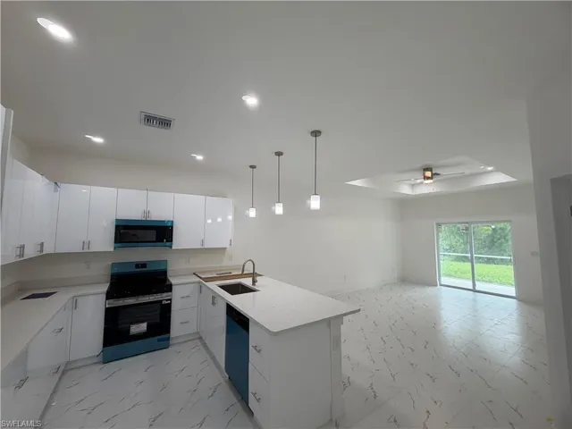 3969-3971 Sunset Rd Rd, Lehigh Acres, Florida 33971