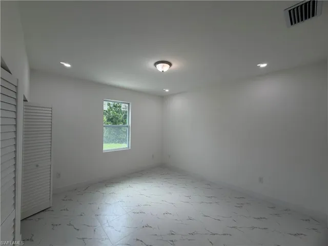 3969-3971 Sunset Rd Rd, Lehigh Acres, Florida 33971