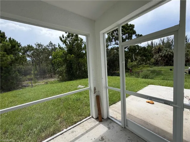 3969-3971 Sunset Rd Rd, Lehigh Acres, Florida 33971
