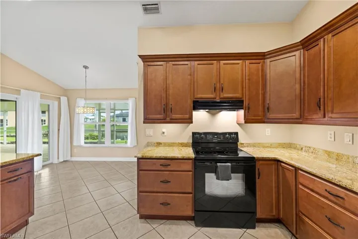 112 SW 34th  LN, Cape Coral, FL 33914