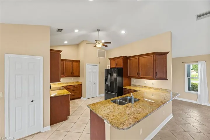 112 SW 34th  LN, Cape Coral, FL 33914