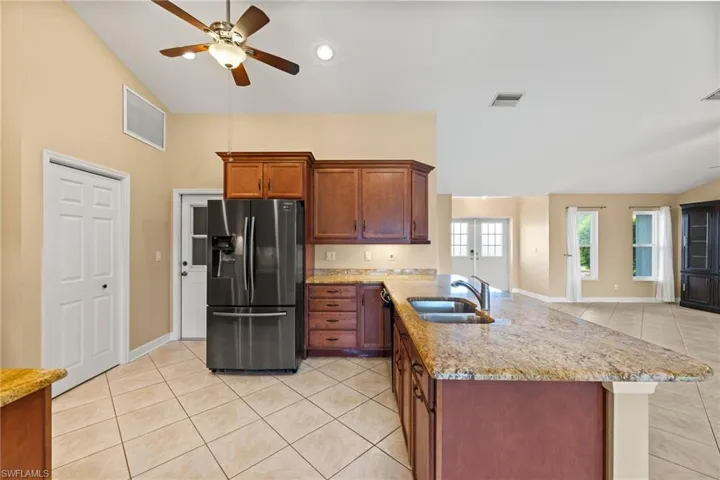 112 SW 34th  LN, Cape Coral, FL 33914