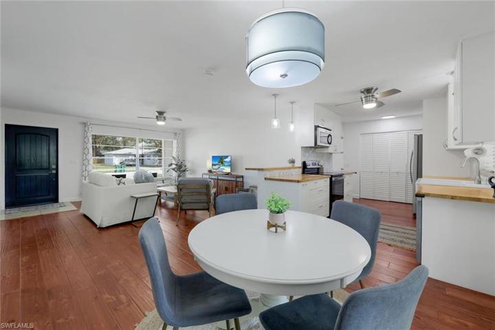 3543 Corana WAY, NAPLES FL 34105