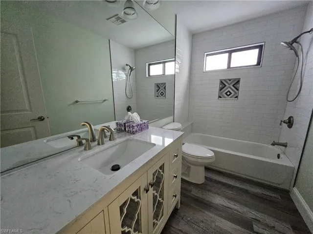 17829  Port Boca  CIR, Fort Myers, FL 33908
