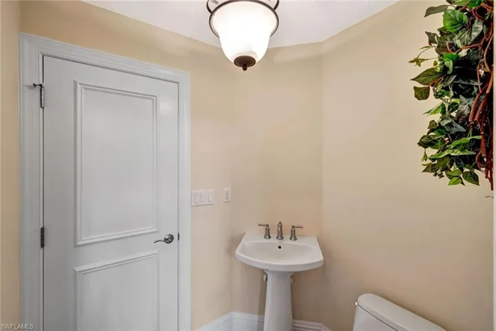 Half Bath Powder Room