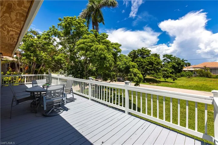 15410 Allen Way, Fort Myers, Florida 33908