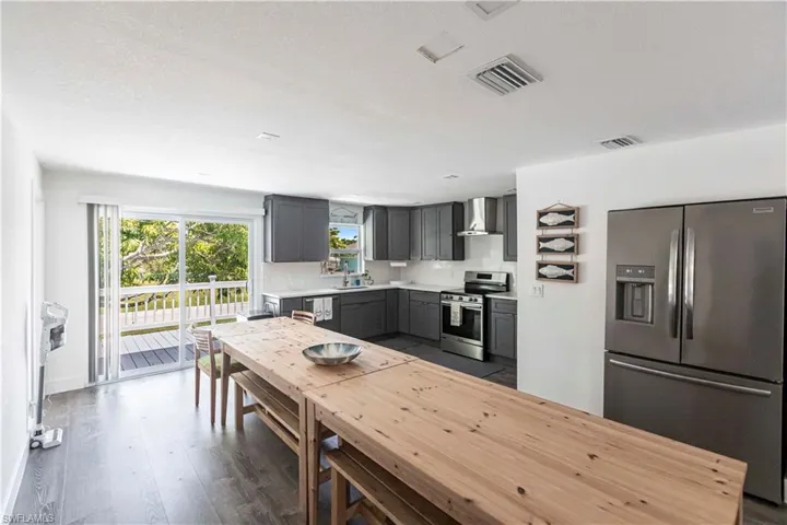 15410 Allen Way, Fort Myers, Florida 33908