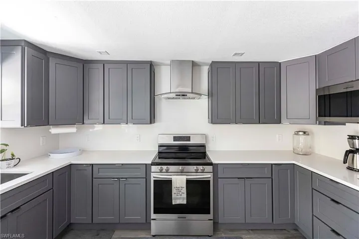 15410 Allen Way, Fort Myers, Florida 33908