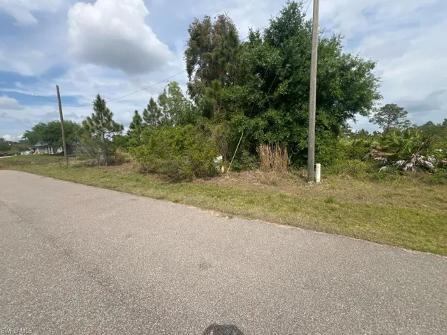 4607 June AVE N, LEHIGH ACRES FL 33971