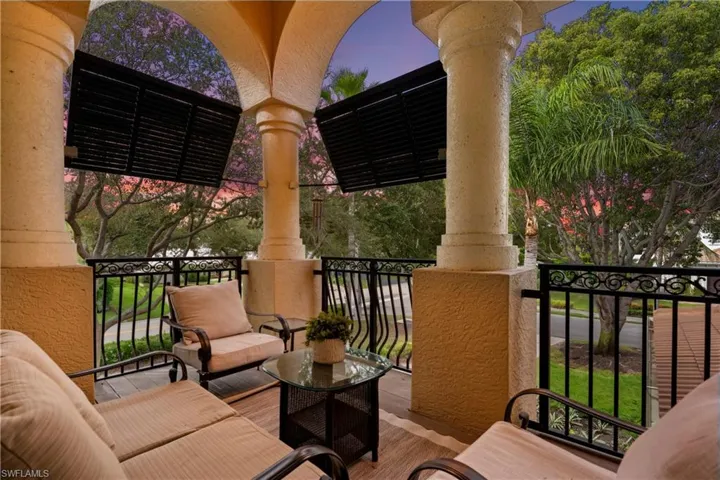 4840 W Boulevard Ct, Naples, Florida 34103