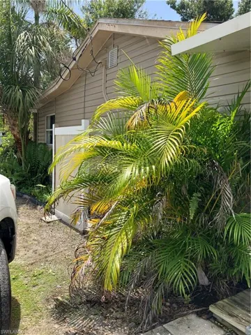 1712 Pacific Ave 1714, North Fort Myers, Florida 33903