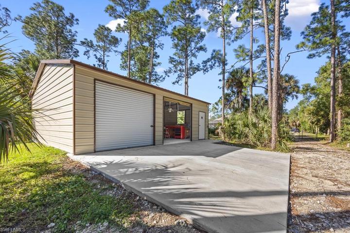Brand new detached metal garage 30 x26 with electricity