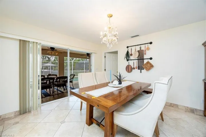 27010  Flossmoor  DR, Bonita Springs, FL 34135
