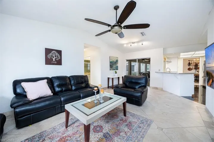 27010  Flossmoor  DR, Bonita Springs, FL 34135