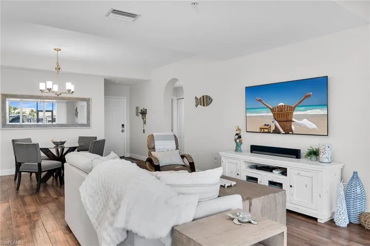 370  Stella Maris N DR, Naples, FL 34114