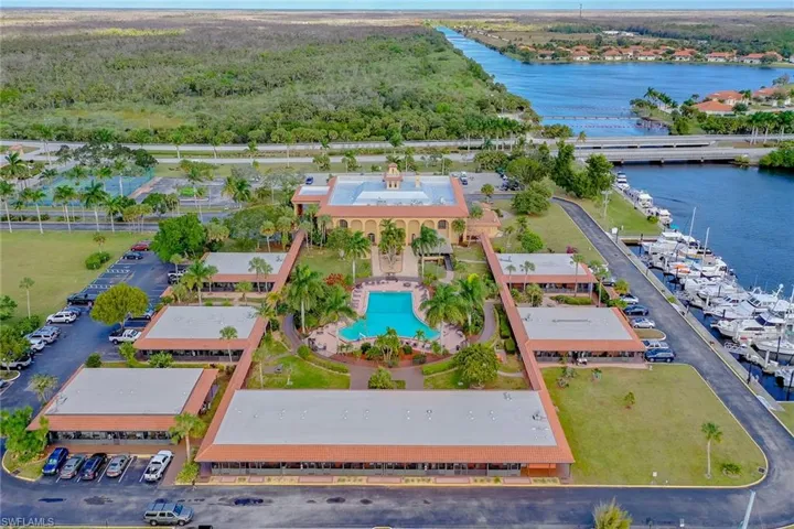 370  Stella Maris N DR, Naples, FL 34114