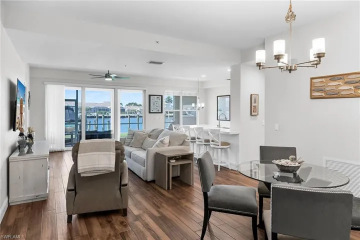 370  Stella Maris N DR, Naples, FL 34114