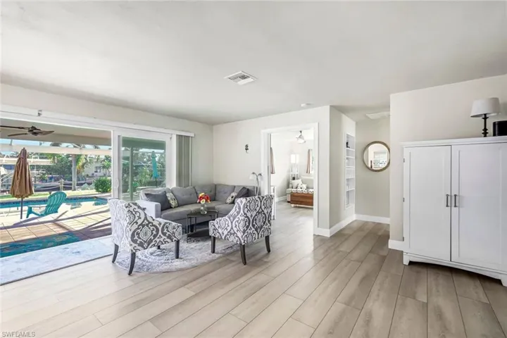 5205 Sw 3rd Ave, Cape Coral, Florida 33914
