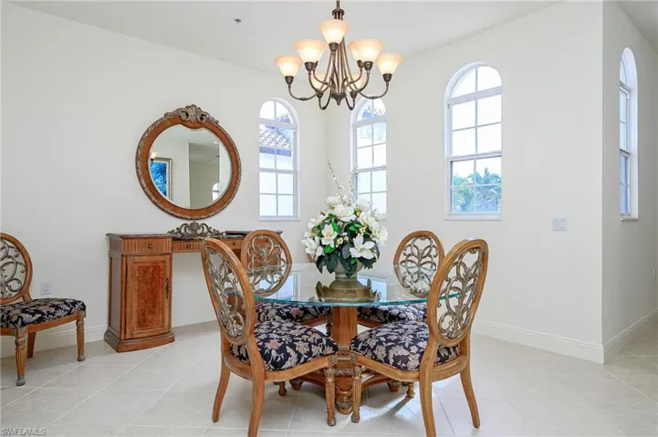 Dining Room OPEN & BRIGHT