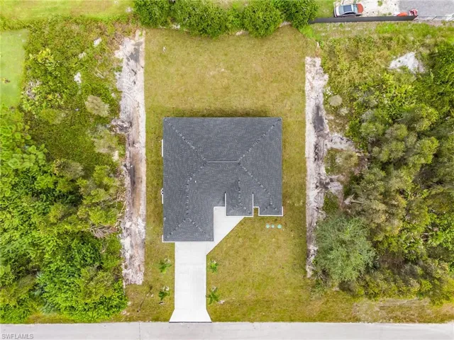 3002 58th St W, Lehigh Acres, Florida 33971