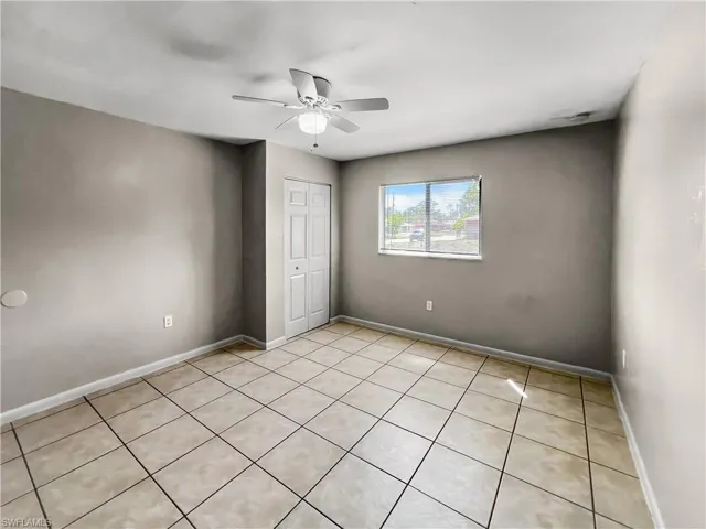 2704  Owen  AVE, Lehigh Acres, FL 33973