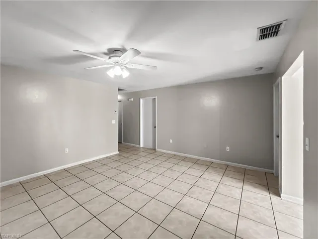 2704  Owen  AVE, Lehigh Acres, FL 33973