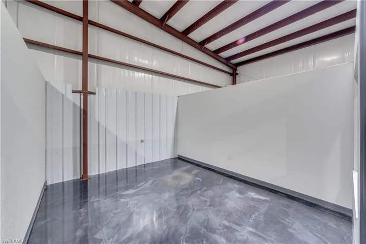 395 E. Lincoln Ave., LaBelle. FL 33935