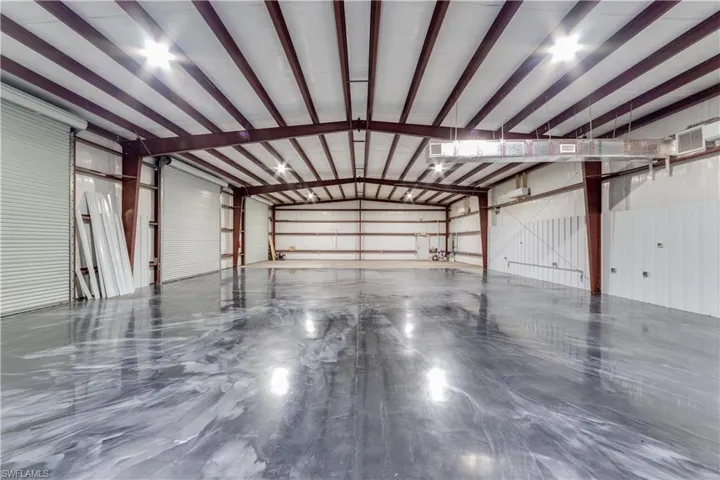 395 E. Lincoln Ave., LaBelle. FL 33935