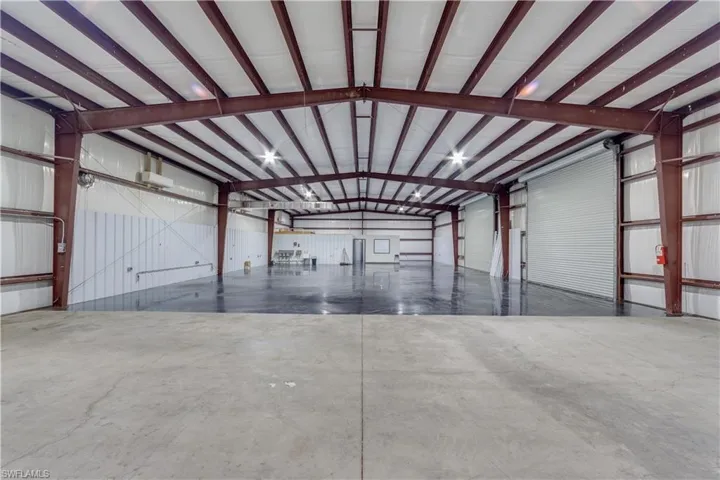 395 E. Lincoln Ave., LaBelle. FL 33935