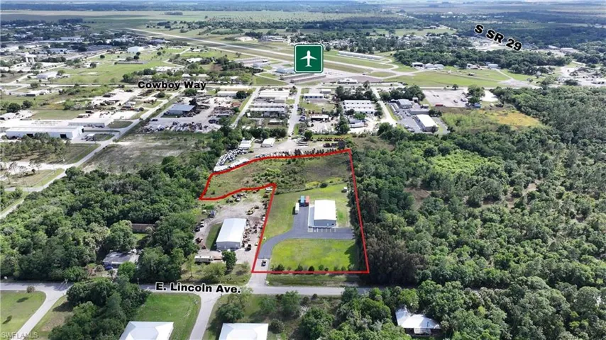 395 E. Lincoln Ave., LaBelle. FL 33935