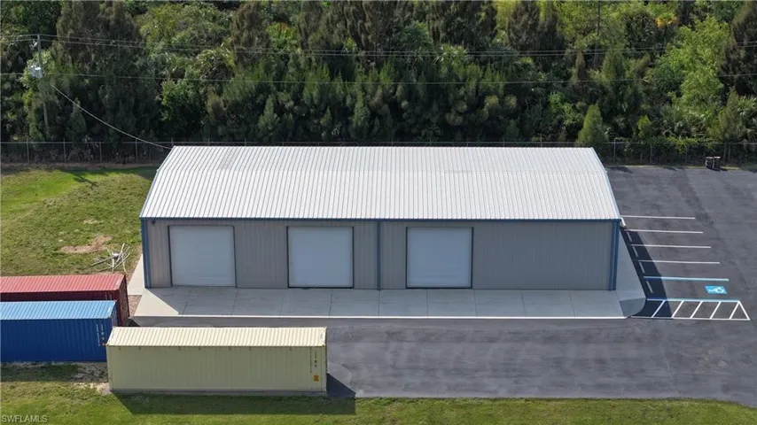 395 E. Lincoln Ave., LaBelle. FL 33935