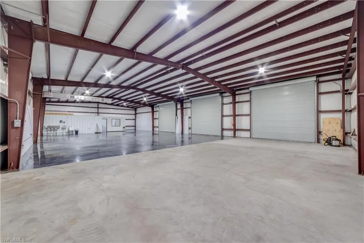 395 E. Lincoln Ave., LaBelle. FL 33935