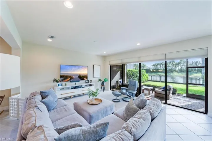 11546 Meadowrun Cir, Fort Myers, Florida 33913