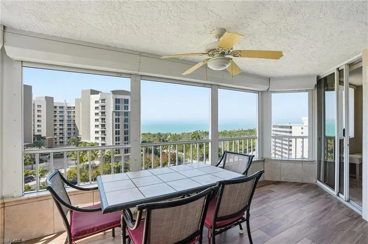 11118  Gulf Shore  DR, Naples, FL 34108