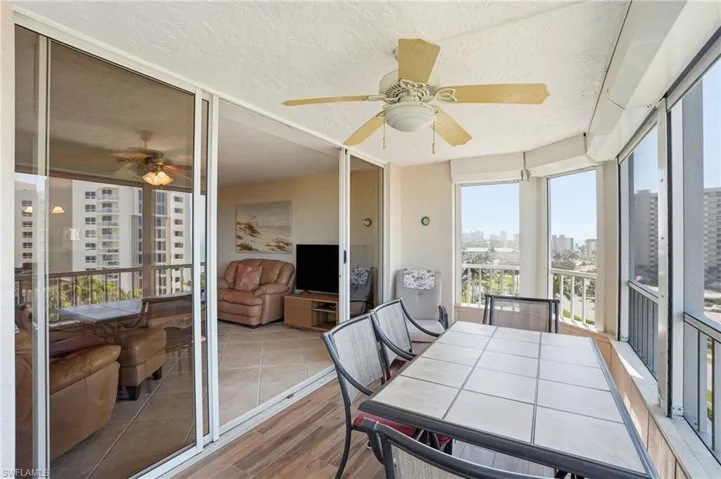 11118  Gulf Shore  DR, Naples, FL 34108
