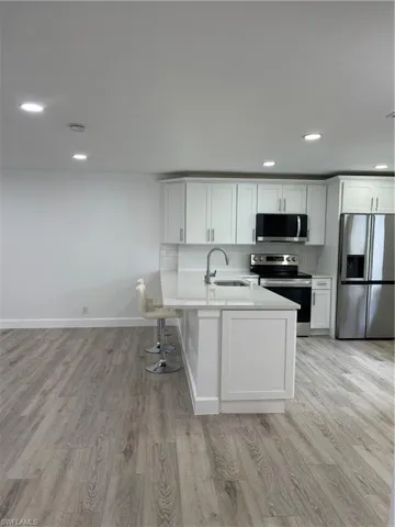 54  GLADES  BLVD, Naples, FL 34112