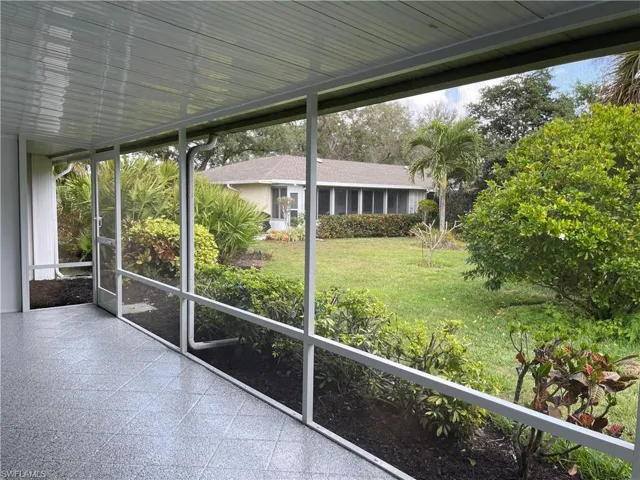 54  GLADES  BLVD, Naples, FL 34112