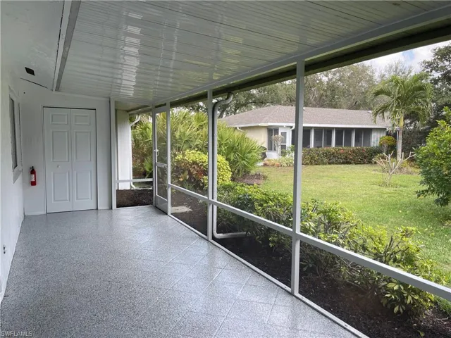 54  GLADES  BLVD, Naples, FL 34112